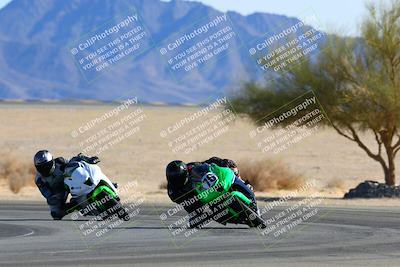 media/Jan-08-2022-SoCal Trackdays (Sat) [[1ec2777125]]/Turn 4 (1145am)/